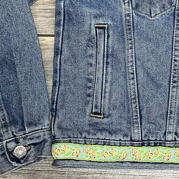 Old Navy Y2K Denim Jean Jacket Girls Size 12 Medium Embroidery Flowers 2000 Vtg - Picture 5 of 16
